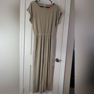 Joe fresh casual khaki jumpsuit with elastic waistband. Size small